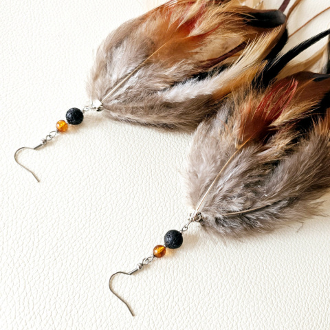 Długie kolczyki z piórami BRĄZY z CZERNIĄ Długie kolczyki z piórami BRĄZY z CZERNIĄ
